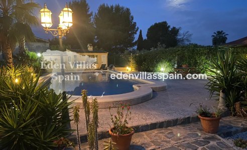 Segunda Mano - Casa de campo - Catral