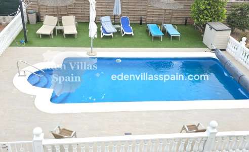 Immobilien Zweiter Hand - Villa an der Küste - La Marina