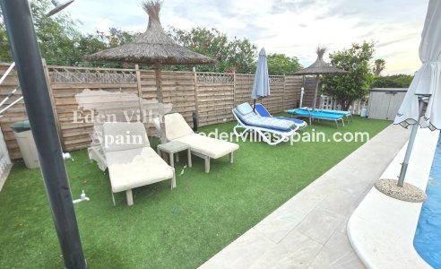 Immobilien Zweiter Hand - Villa an der Küste - La Marina