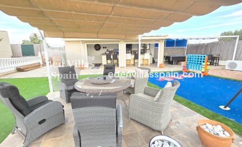 Immobilien Zweiter Hand - Villa an der Küste - La Marina