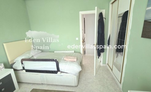 Immobilien Zweiter Hand - Villa an der Küste - La Marina