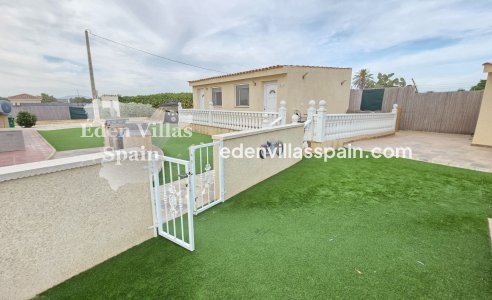 Immobilien Zweiter Hand - Villa an der Küste - La Marina