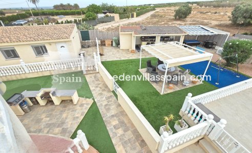 Immobilien Zweiter Hand - Villa an der Küste - La Marina