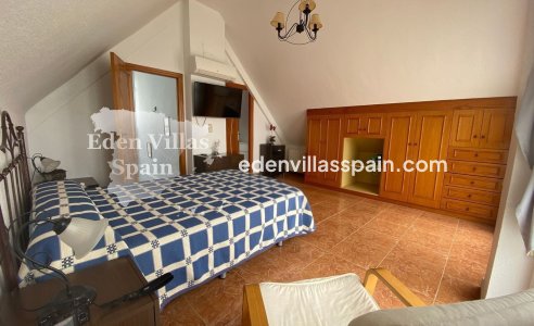 Immobilien Zweiter Hand - Urbanisierung freistehende Villa - Elche