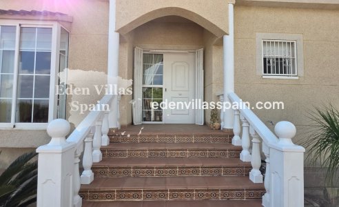 Segunda Mano - Villa costera - La Marina