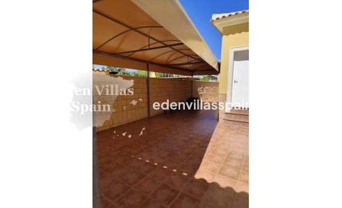 Resale - Urbanisation detached Villa - La Marina
