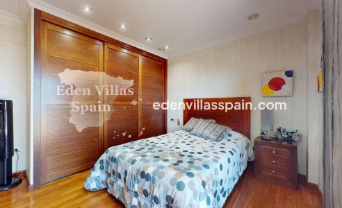 Segunda Mano - Casa de campo - Elche