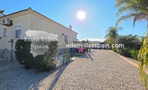 Segunda Mano - Casa de campo - Catral