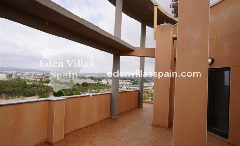 Resale - Apartment - Elche