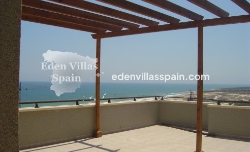 Resale - Coastal apartment - Arenales del Sol
