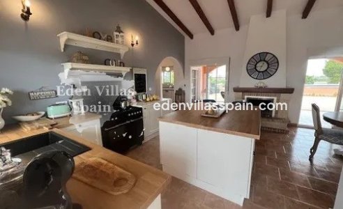 Resale - Country House - Dolores