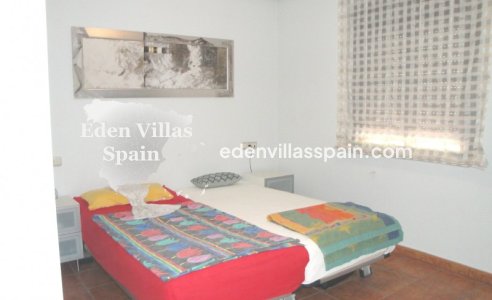 Segunda Mano - Casa de campo - Hondon de los Frailes